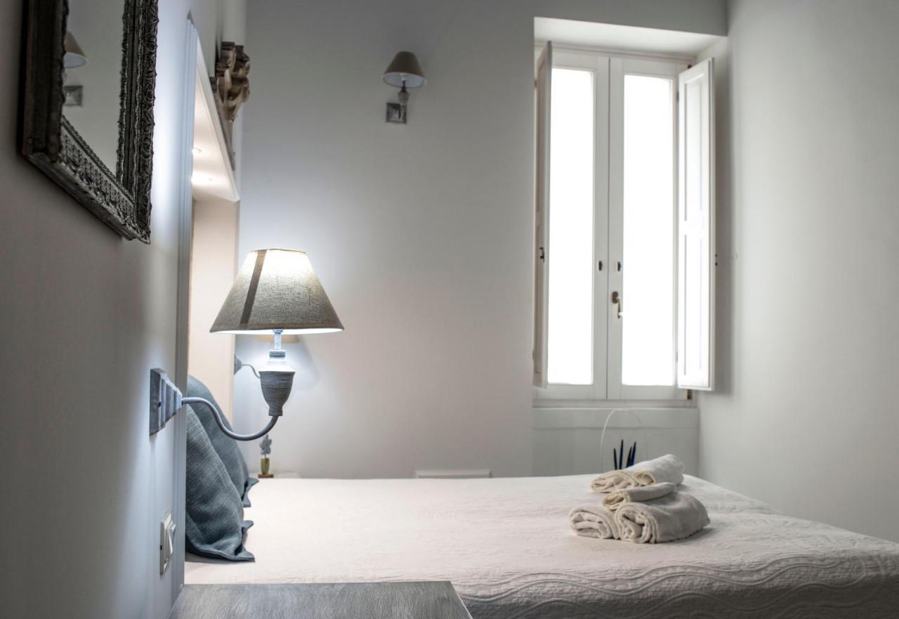 Casa Vacanze L'Essenziale Martina Franca Buitenkant foto